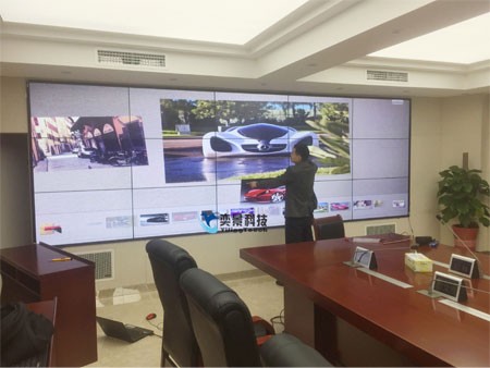 定制折直角觸摸屏有什么優(yōu)勢？