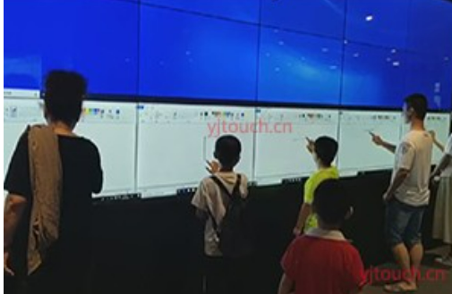 定制創(chuàng)意拼接觸摸屏要注意什么？